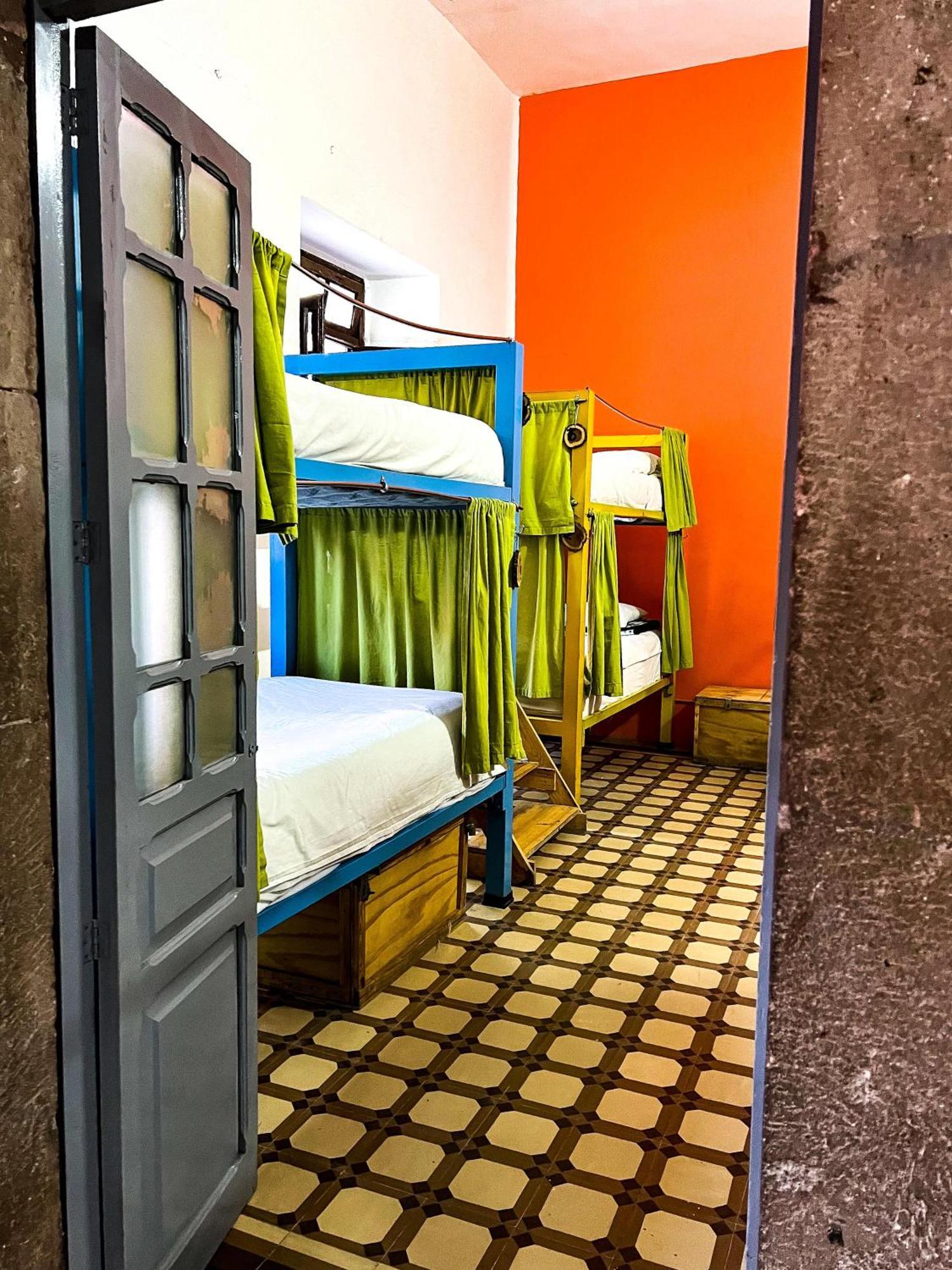 Sukha Hostel San Luis San Luis Potosi Bagian luar foto